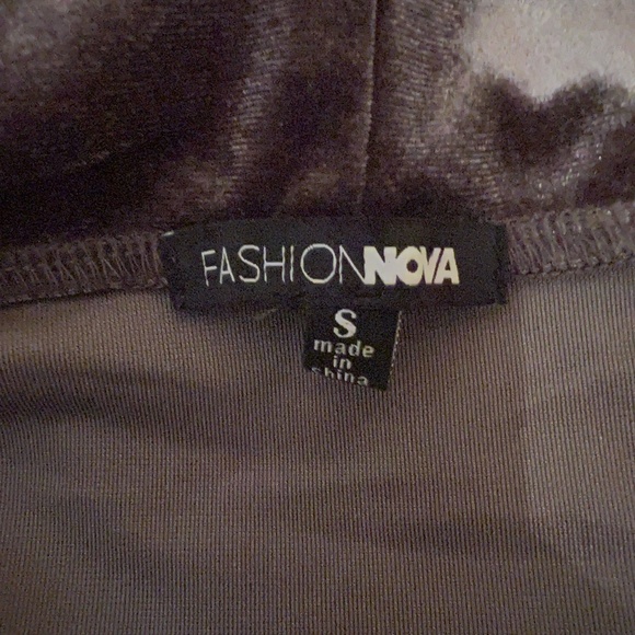 Dress - Picture 4 of 4